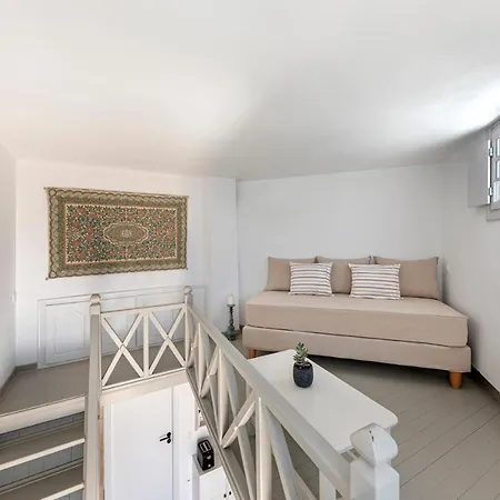 Calderas Hug & Panoramic Sea View - 3 Lux וילה אימרוביגלי