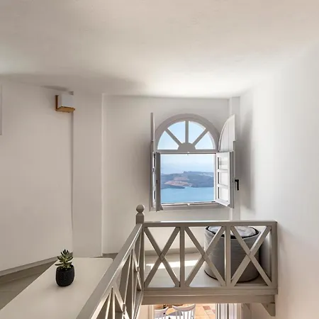 Calderas Hug & Panoramic Sea View - 3 Lux Imerovigli (Santorini)